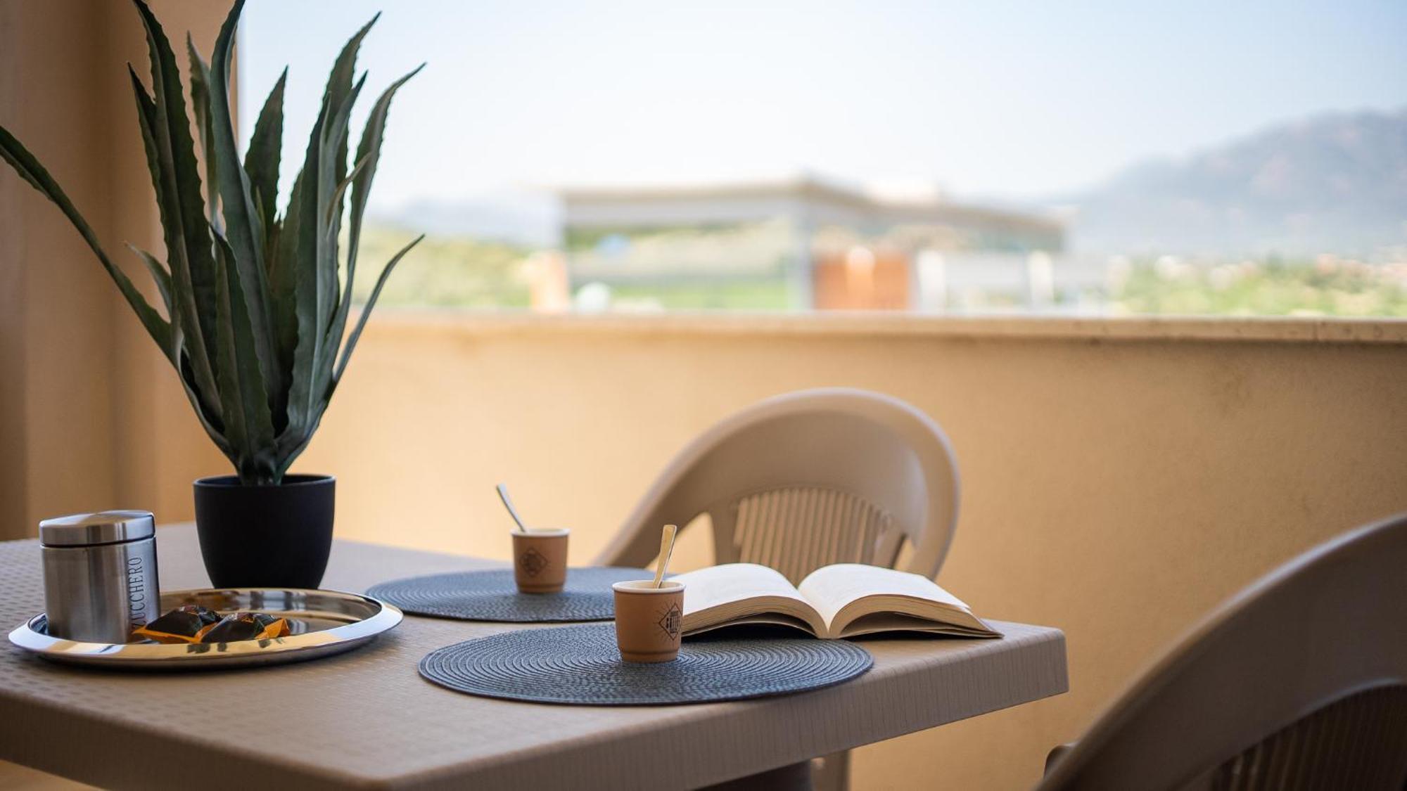 Welcomely - Xenia Boutique House Ольбия Экстерьер фото